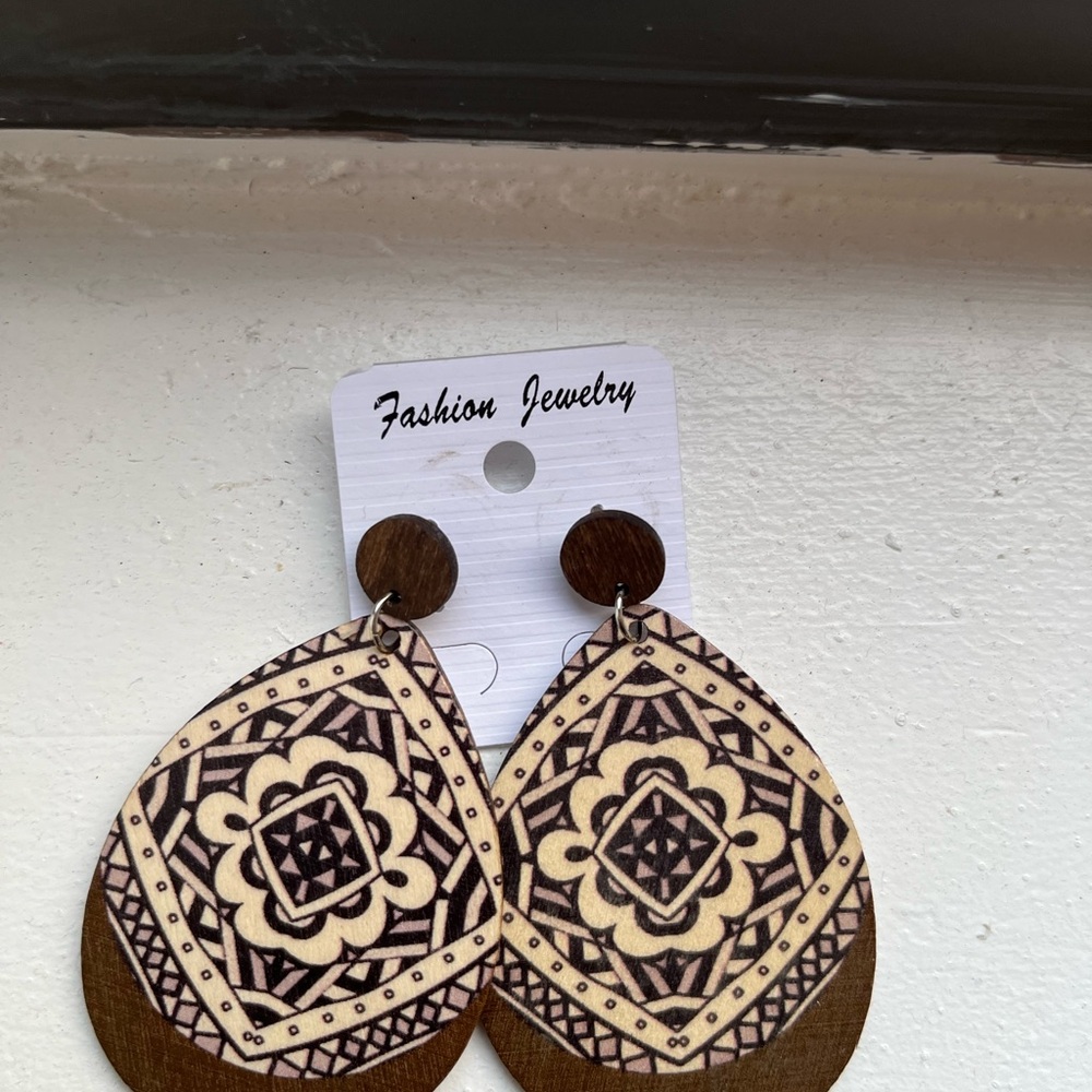 Bohemian Geometric Wooden Earrings NWOT.